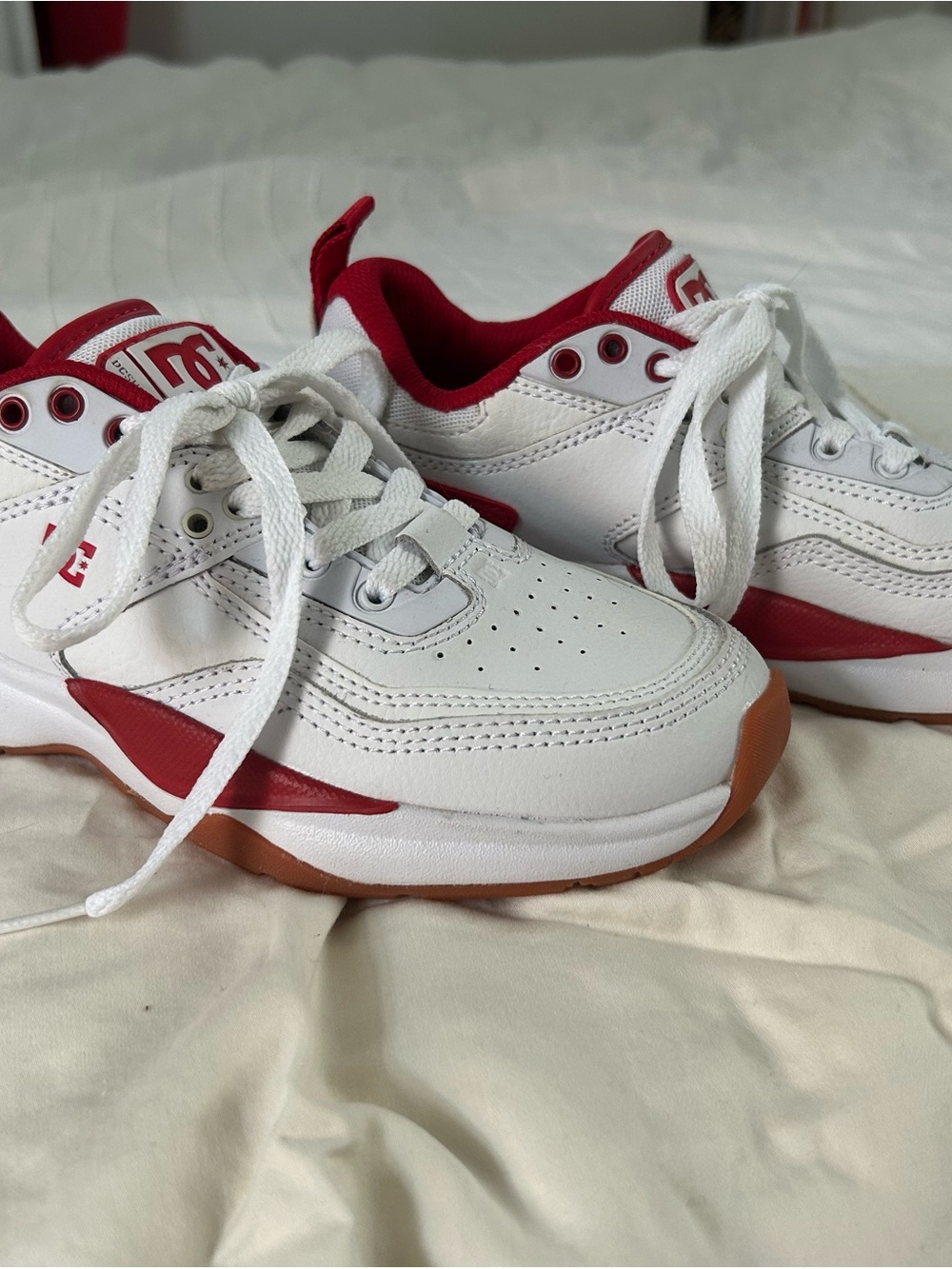DC Tribeka S JS red and white Sneakers